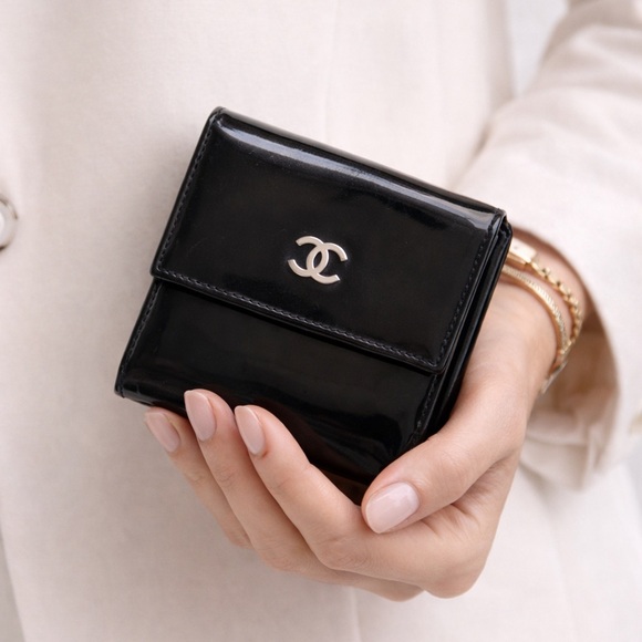 CHANEL Handbags - Chanel Pantent Compact Wallet